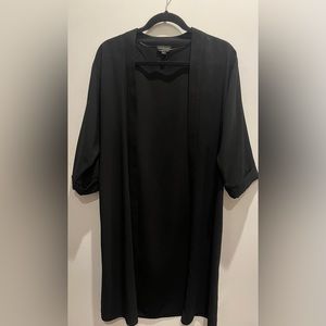 topshop black kimono size 2. easy layering piece 100% polyester